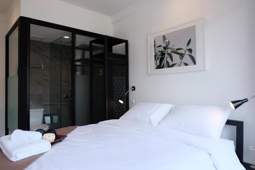 Transportation Convenience Near Leading Sathorn Bangkok Accommodations